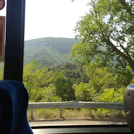 3 Bed - Sleeps 6 - Mountain View - Parking - Pets