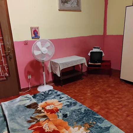 3 Bed - Sleeps 6 - Mountain View - Parking - Pets